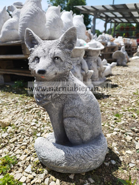 Figurka betonowa LIS LISEK 38 cm Figurka betonowa LIS LISEK 38 cm