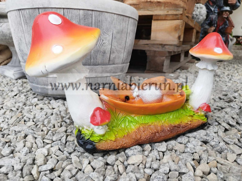 Figurka z żywicy Królik Zając Zajączek w hamaku grzyb 36 cm Figurka z żywicy Królik Zając Zajączek w hamaku grzyb 36 cm
