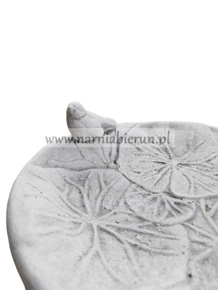 Figurka betonowa Figura Poidło z ptaszkiem na kolumnie 47 cm Figurka betonowa Figura Poidło z ptaszkiem na kolumnie 47 cm