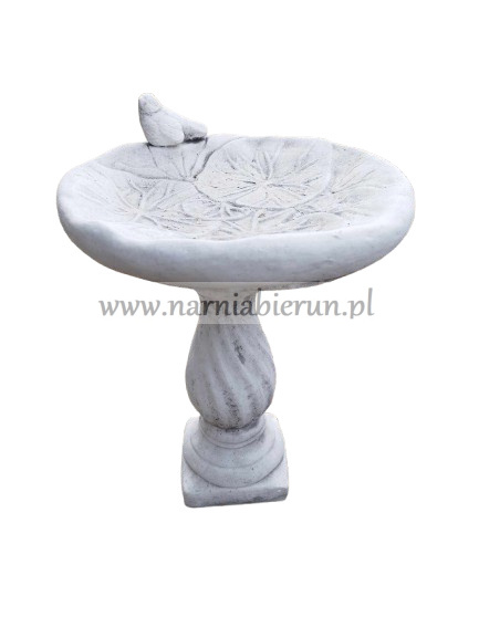 Figurka betonowa Figura Poidło z ptaszkiem na kolumnie 47 cm Figurka betonowa Figura Poidło z ptaszkiem na kolumnie 47 cm