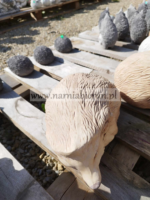 Figurka betonowa JEŻ JEŻYK 17 cm Figurka betonowa JEŻ JEŻYK 17 cm