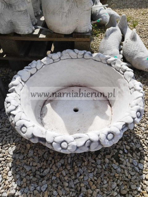 Figurka betonowa Kosz donica kwiaty fi62 Figurka betonowa Kosz donica kwiaty fi62