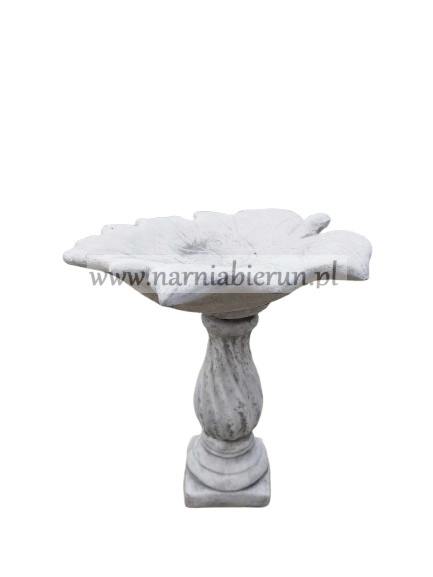 Figurka betonowa poidełko POIDŁO liść na kolumnie 46 cm Figurka betonowa poidełko POIDŁO liść na kolumnie 46 cm