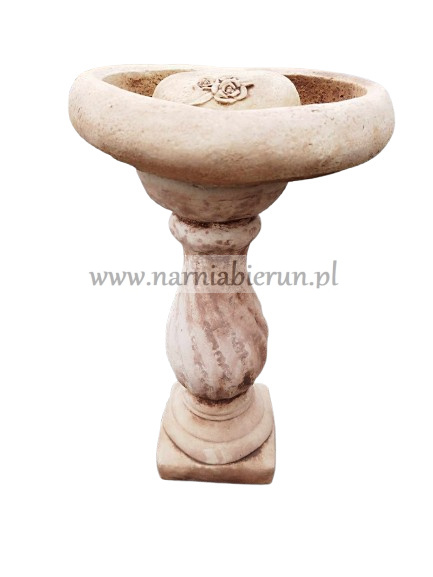 Figurka betonowa poidełko POIDŁO serce na kolumnie 43 cm Figurka betonowa poidełko POIDŁO serce na kolumnie 43 cm