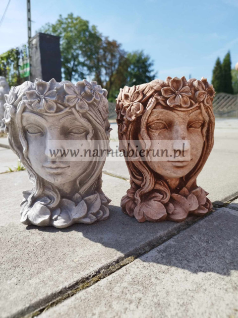 Figurka betonowa DONICA GŁOWA KWIATY 20 cm Figurka betonowa DONICA GŁOWA KWIATY 20 cm