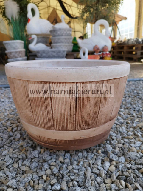 Figurka betonowa DONICA WIADRO 40 cm Figurka betonowa DONICA WIADRO 40 cm