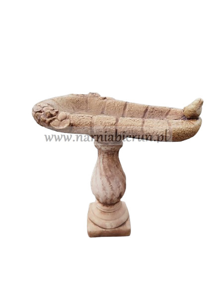 Figurka betonowa Figura Poidło z ptaszkiem na kolumnie 47 cm Figurka betonowa Figura Poidło z ptaszkiem na kolumnie 47 cm
