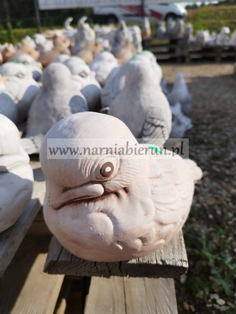 Figurka betonowa PTAK WRÓBEL 22cm Figurka betonowa PTAK WRÓBEL 22cm
