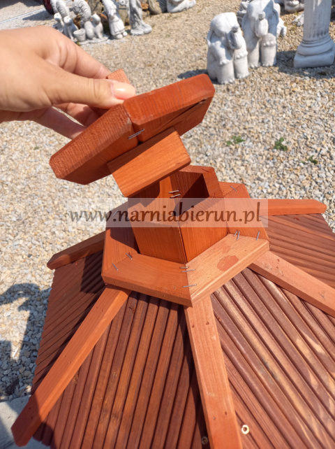 Karmnik dla ptaków z wsypem WSYP MAŁY Karmnik dla ptaków z wsypem WSYP MAŁY