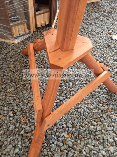 Drewniany stojak pod karmnik karmniki 115 cm Drewniany stojak pod karmnik karmniki 115 cm