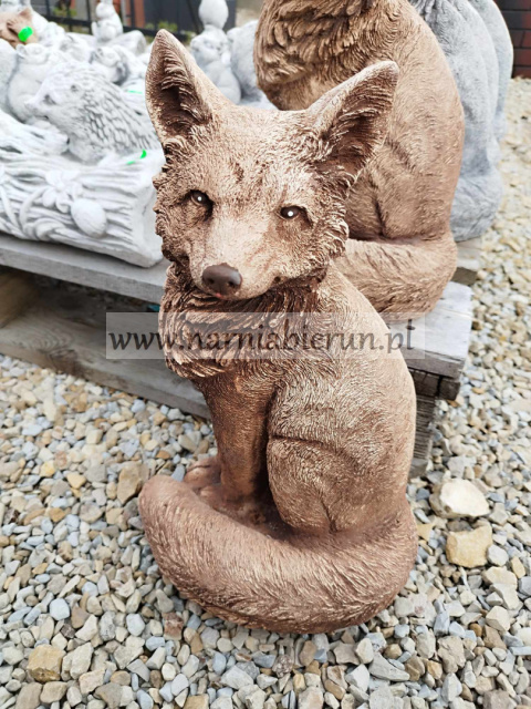 Figurka betonowa LIS LISEK 38 cm Figurka betonowa LIS LISEK 38 cm