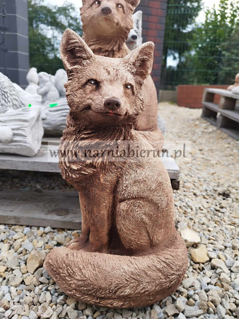 Figurka betonowa LIS LISEK 38 cm Figurka betonowa LIS LISEK 38 cm