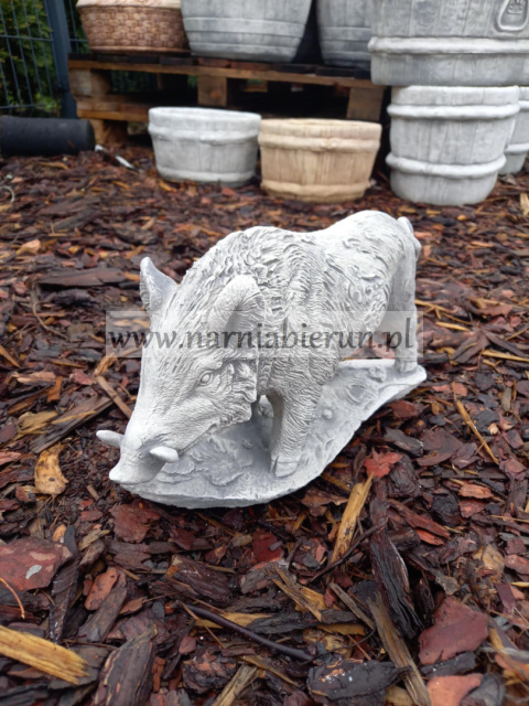Figurka betonowa DZIK MAŁY 33 cm Figurka betonowa DZIK MAŁY 33 cm