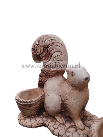 Figurka betonowa donica Wiewiórka z donicą 37 cm Figurka betonowa donica Wiewiórka z donicą 37 cm