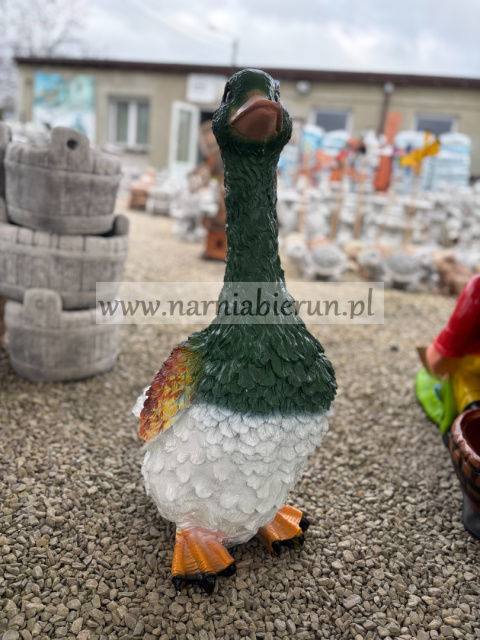 Figurka ogrodowa z żywicy GĘŚ KUDŁTA 70 cm Figurka ogrodowa z żywicy GĘŚ KUDŁTA 70 cm