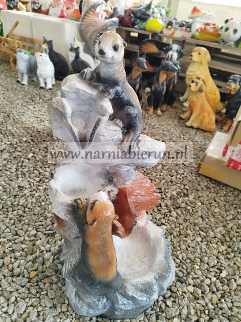 Figurka z żywicy Tchurzofretki na skałach kaskada 54 cm Figurka z żywicy Tchurzofretki na skałach kaskada 54 cm