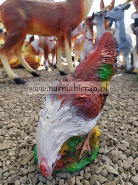 Figurka ogrodowa z żywicy KURA Z KURCZAKAMI 27 cm Figurka ogrodowa z żywicy KURA Z KURCZAKAMI 27 cm
