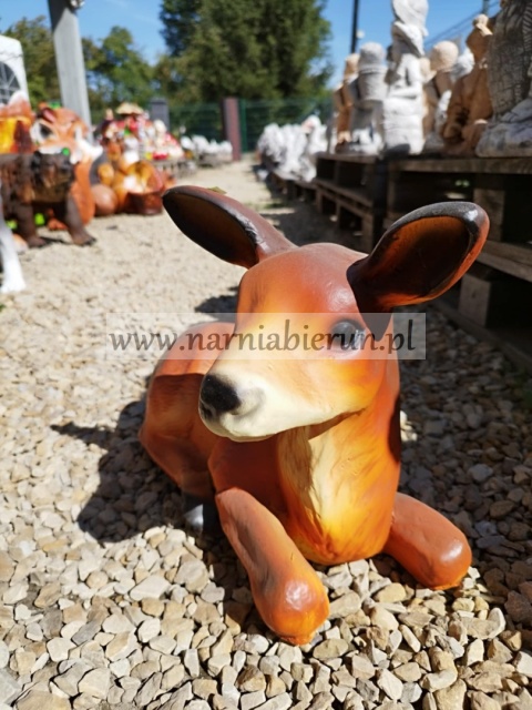 Figurka ogrodowa z żywicy Sarna Sarenka leżaca mała 40 cm Figurka ogrodowa z żywicy Sarna Sarenka leżaca mała 40 cm