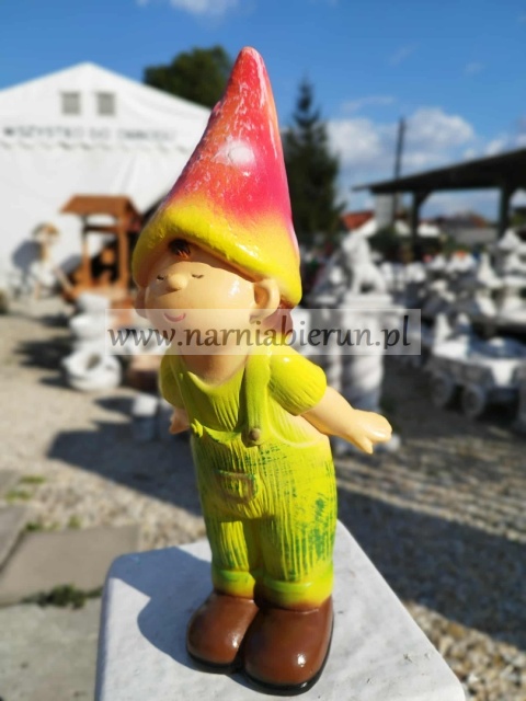 Figurka z ceramiki Troll Skrzat chłopczyk całujący 37 cm Figurka z ceramiki Troll Skrzat chłopczyk całujący 37 cm