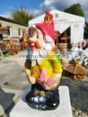 Figurka z ceramiki Krasnal skrzat krasnoludekz motylkiem 35 cm