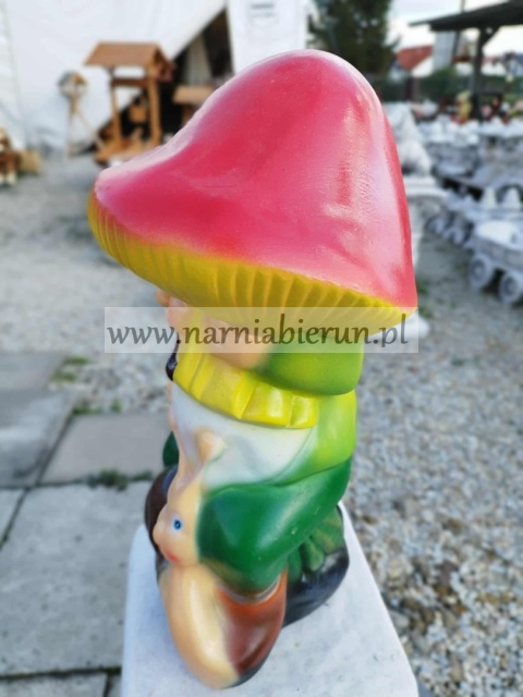 Figurka z ceramiki Krasnal skrzat krasnoludek ze ślimakiem pod muchomorem grzyb 40 cm Figurka z ceramiki Krasnal skrzat krasnoludek ze ślimakiem pod muchomorem grzyb 40 cm
