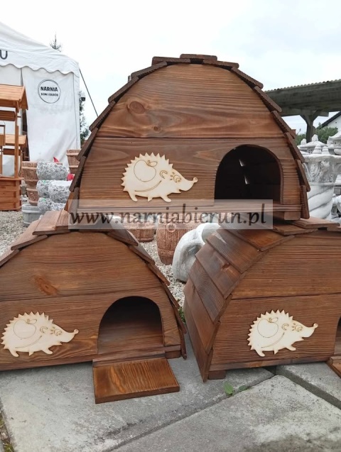 Domek, budka, chatka dla jeża