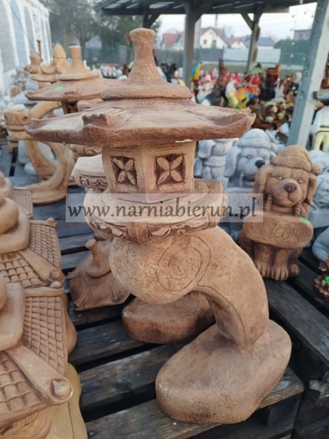 Figurka betonowa LAMPA JAPOŃSKA PAGODA 86 cn