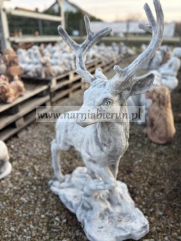 Figurka betonowa JELEŃ NA SKALE jelonek 110 cm