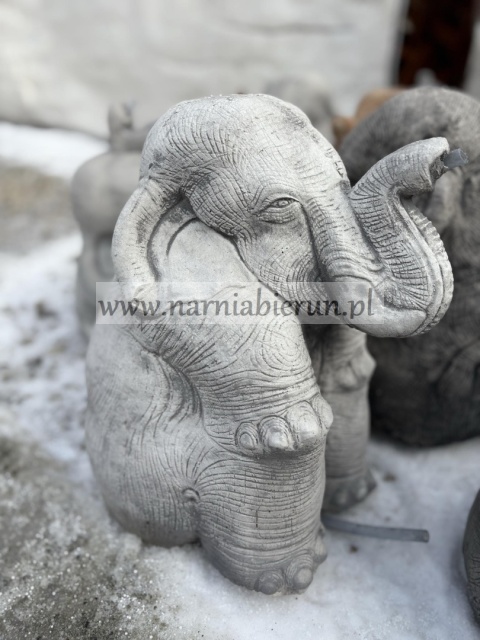 Figurka betonowa SŁOŃ FONTANNA 40 cm