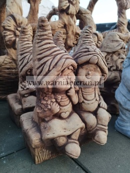 Figurka betonowa SKRZATY NA ŁAWCE KRASNAL TROLL SKRZAT 36 cm