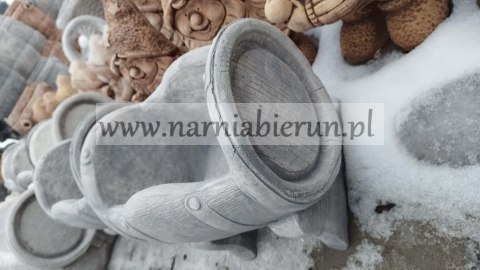 Figurka betonowa donica doniczka BECZKA MAŁA 30 cm.