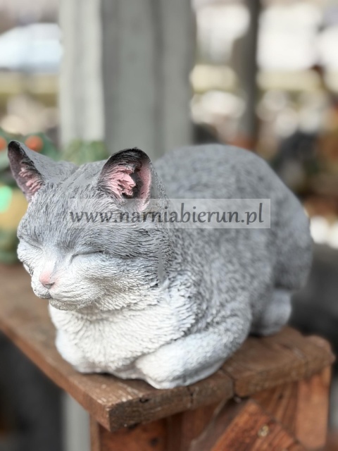Figurka ogrodowa Śpiący KOT KOTEK 17 cm