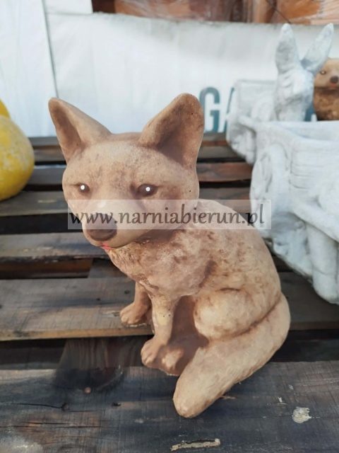 Figurka ogrodowa betonowa LIS LISEK 29 cm