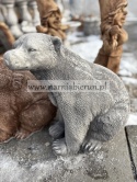 Figurka ogrodowa betonowa NIEDŹWIEDŹ siedzący MIŚ 40 cm.