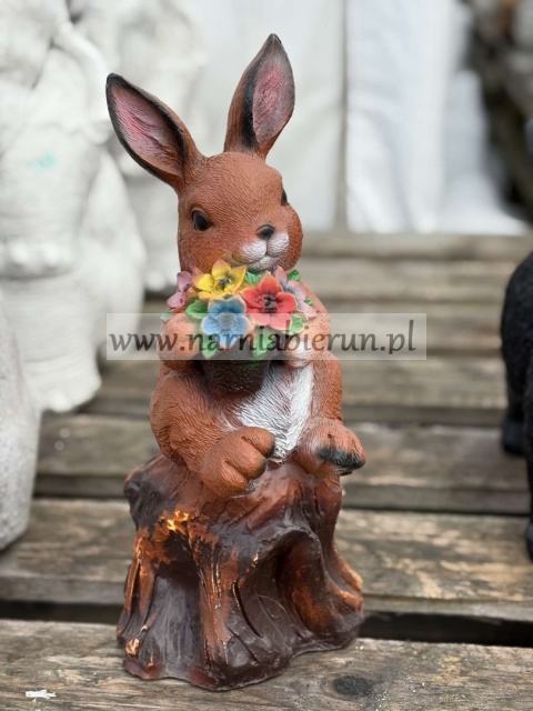 Figurka z żywcy ZAJĄC zajączek z kwiatami królik 30 cm.