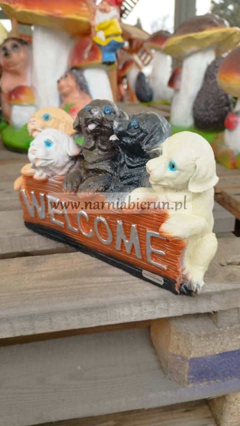 Figurka z żywicy Pies Pieski Welcome 25 cm.