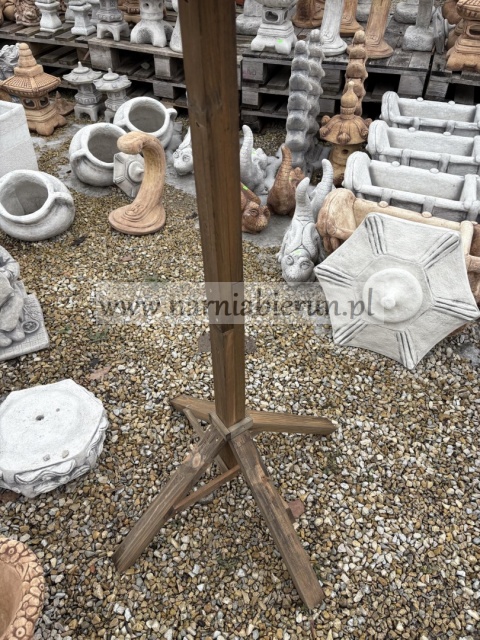 HIT Karmnik drewniany średni wsyp ALTANA STODOŁA ze stojakiem stojak 150cm HIT