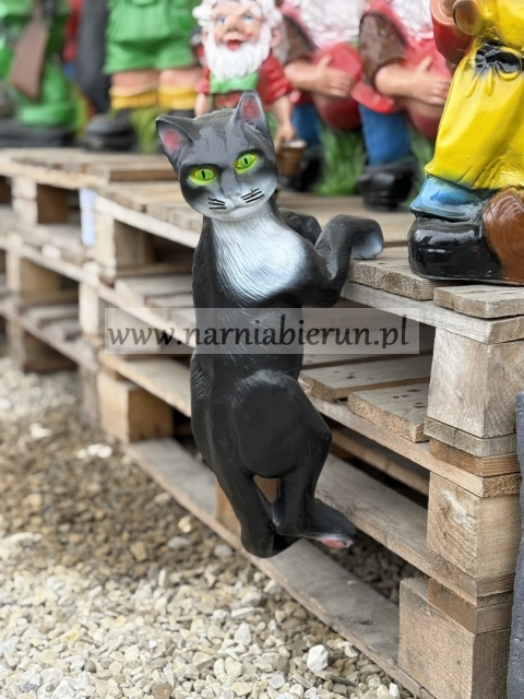 Figurka z żywicy KOT KOTEK wiszący spinający się czarny 48 cm