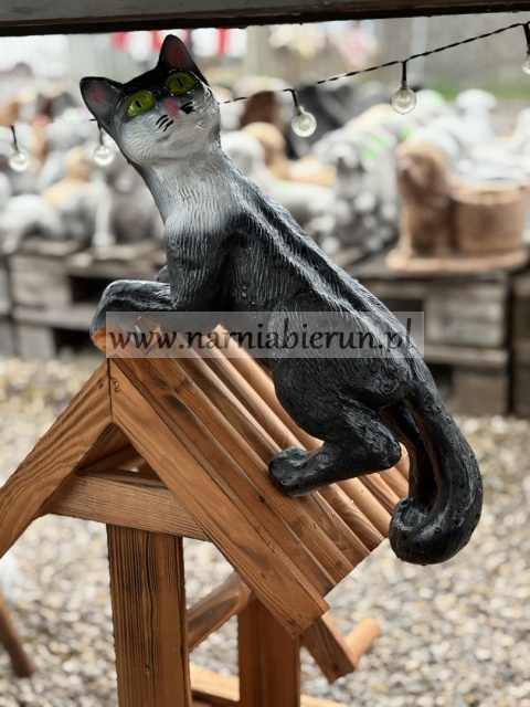 Figurka z żywicy KOT KOTEK wiszący spinający się czarny 48 cm