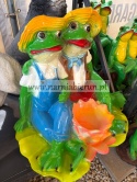 Figurka ogrodowa z żywicy ŻABA ŻABY Z LILIĄ duże donica 46 cm.