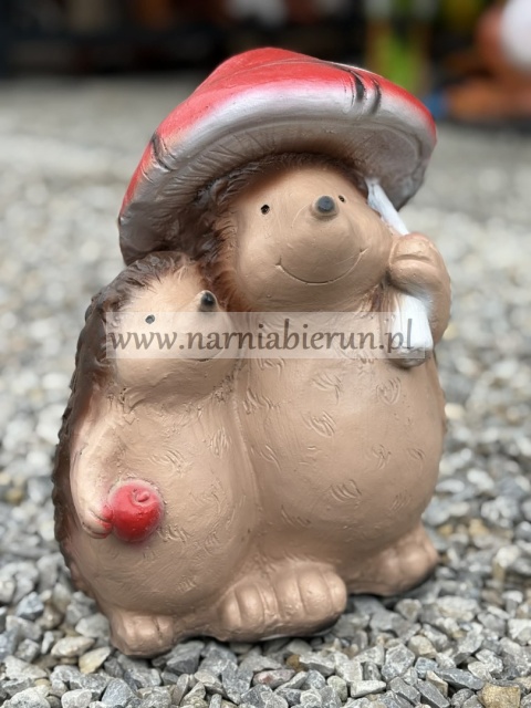 Figurka z żywicy Jeż Jeżyk Jeżyki pod muchomorem parasolem 32 cm.