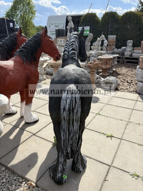Figurka z żywicy KOŃ DUŻY CZARNY KLACZ 103 cm