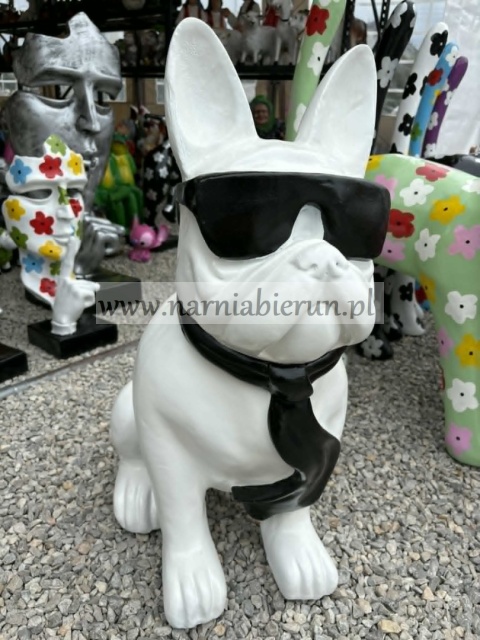 Figurka z żywicy Pies Buldog w okularach francuski duży czarny czerwony biały 77 cm