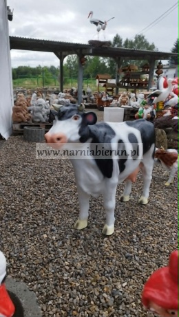 Figurka z żywicy KROWA BRĄZOWO BIAŁA 104 cm