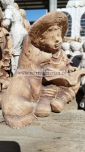 Figurka ogrodowa betonowa CHŁOPIEC Z PSEM 30 cm