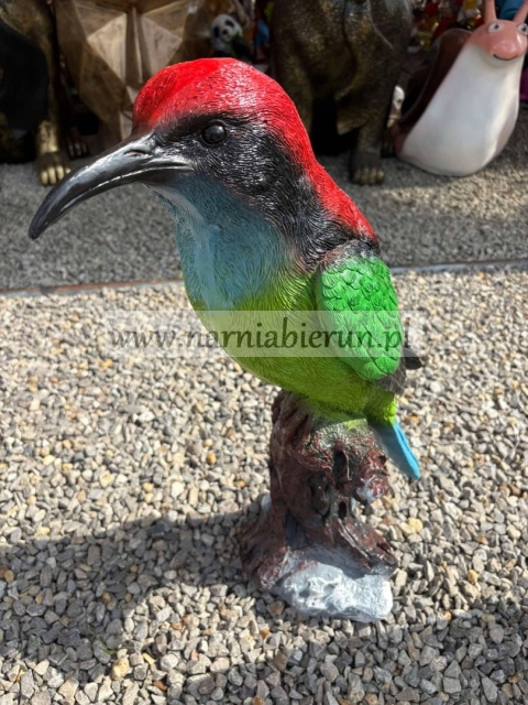 Figurka ogrodowa z żywicy Ptaszek na konarku Ptak 67 cm