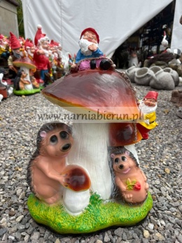 Figurka z żywicy Jeżyki Grzyb Skrzaty Grzybek Krasnale 55cm.
