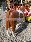 Figurka z żywicy KROWA BRĄZOWA CZARNA 104 cm