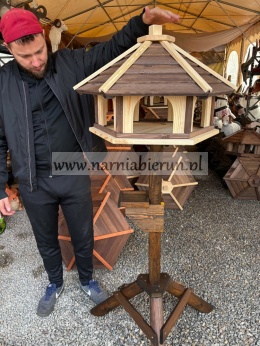 HIT Karmnik drewniany duży STODOŁA Biała ALTANA XXL ze stojakiem stojak 150cm HIT