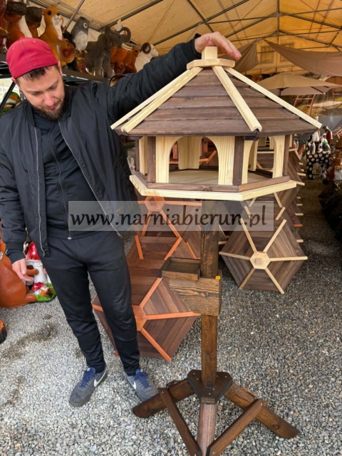 HIT Karmnik drewniany duży STODOŁA Biała ALTANA XXL ze stojakiem stojak 150cm HIT